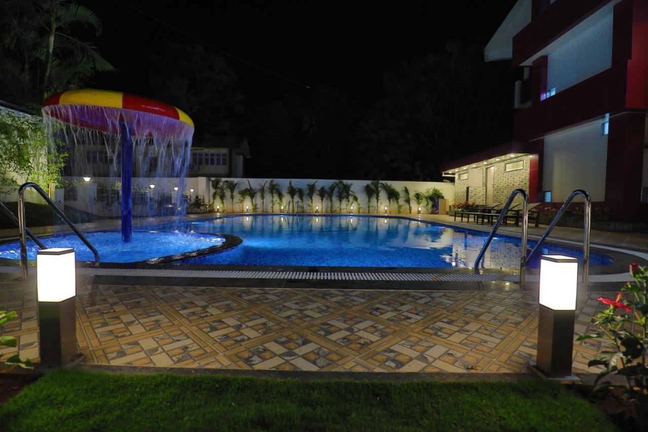 Imperial Grande Resort Lonavala Exterior foto
